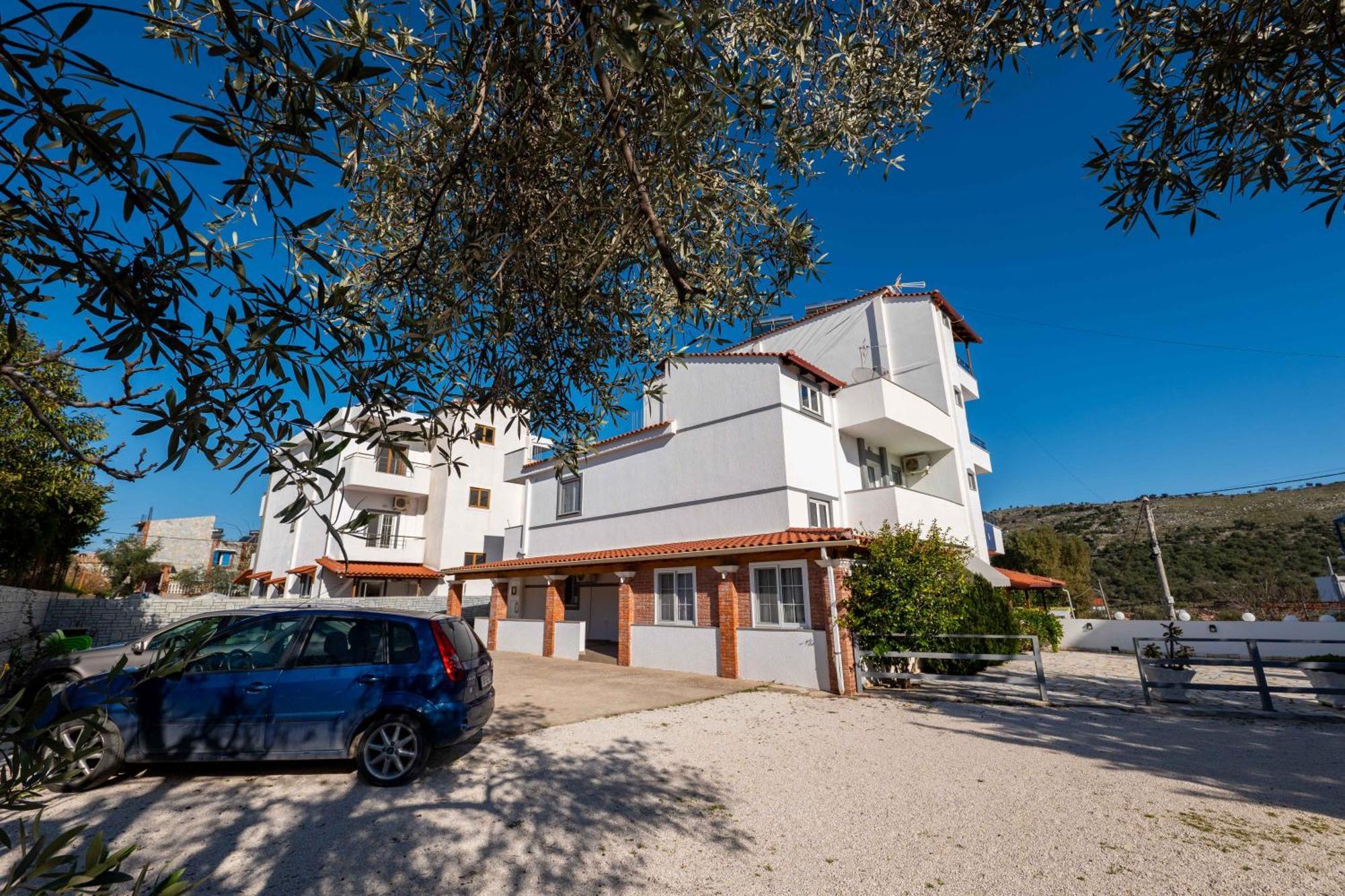 Apartments Aktea Ksamil Bagian luar foto